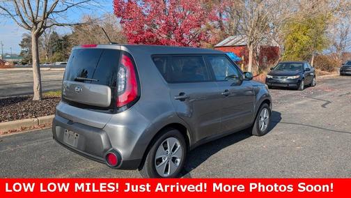2016 Kia Soul Base