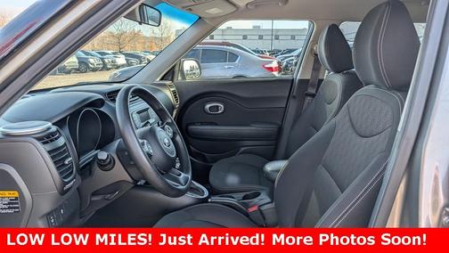 2016 Kia Soul Base