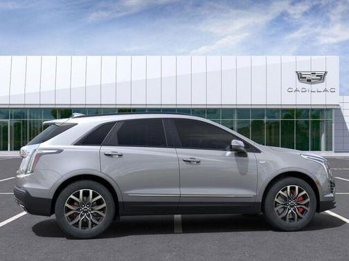 2025 Cadillac XT5 Sport