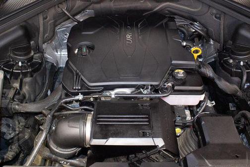 2025 Genesis GV80 2.5T