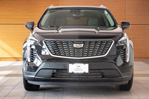 Stellar Black Metallic 2023 Cadillac XT4 Luxury