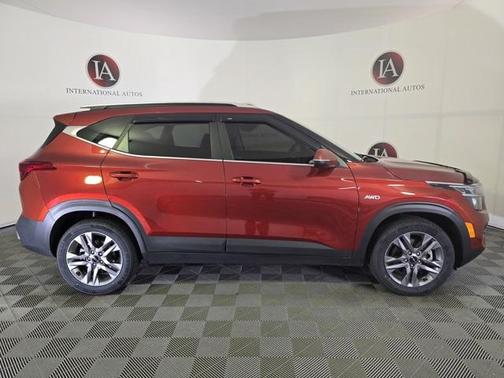 2023 Kia Seltos S