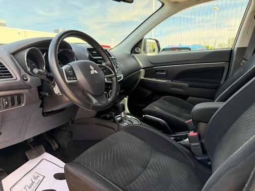Quick Silver Metallic 2015 Mitsubishi Outlander Sport SE
