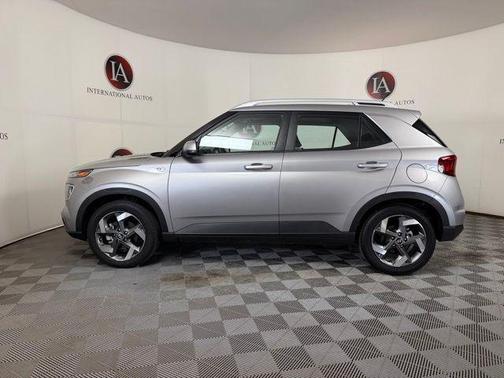 Shimmering Silver 2023 Hyundai VENUE SEL