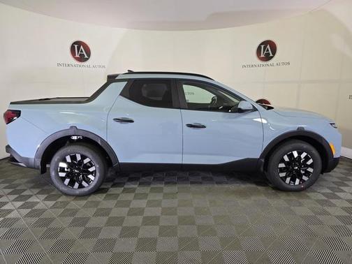 2025 Hyundai SANTA CRUZ SEL Activity