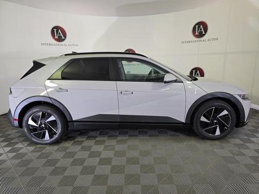2025 Hyundai IONIQ 5 SEL