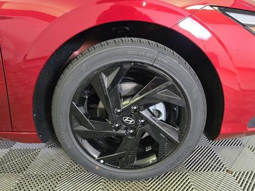 2026 Hyundai ELANTRA Sport