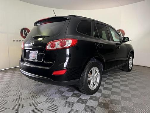 2012 Hyundai SANTA FE SE