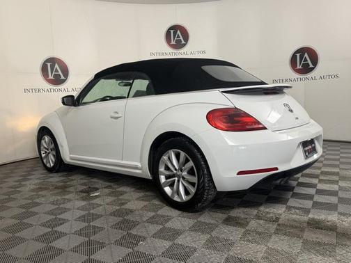2015 Volkswagen Beetle 2.0L TDI