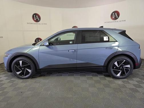 2025 Hyundai IONIQ 5 SE