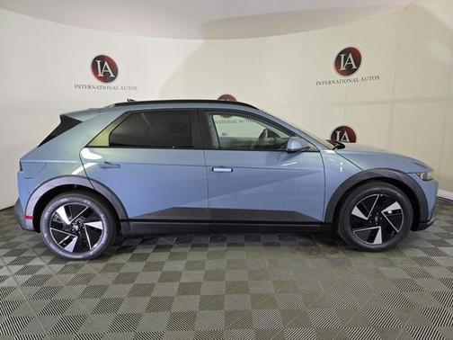 2025 Hyundai IONIQ 5 SEL