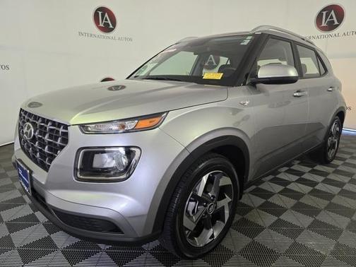2023 Hyundai VENUE SEL