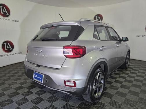2023 Hyundai VENUE SEL