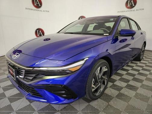 2025 Hyundai ELANTRA SEL