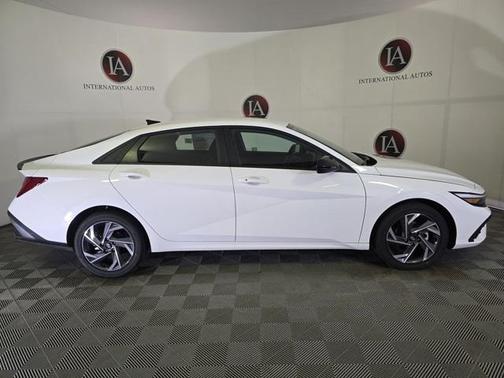 2025 Hyundai ELANTRA Sport