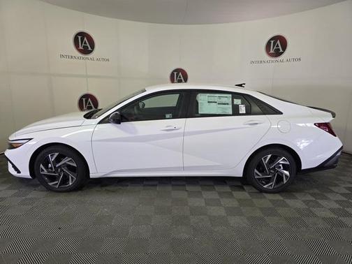 2025 Hyundai ELANTRA Sport