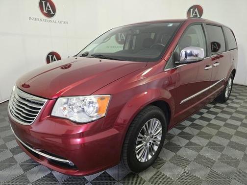 2013 Chrysler Town & Country Touring-L