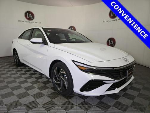 2025 Hyundai ELANTRA SEL