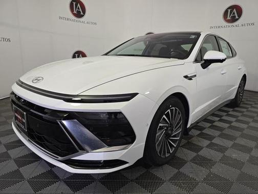 2025 Hyundai SONATA Hybrid Limited