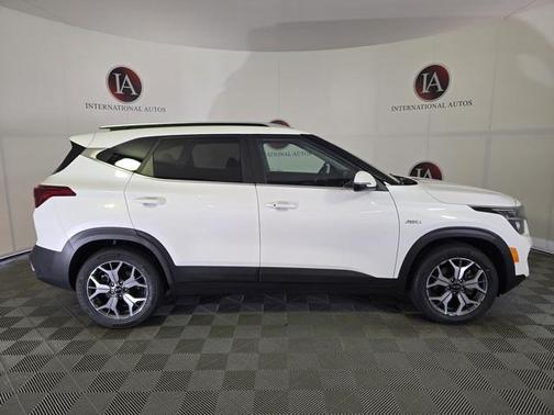 2021 Kia Seltos EX