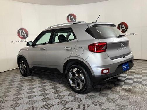 Shimmering Silver 2023 Hyundai VENUE SEL