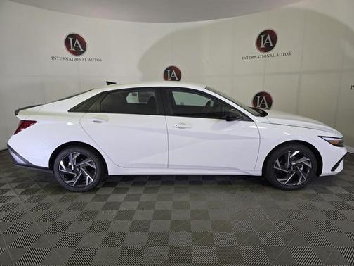 2025 Hyundai ELANTRA Sport
