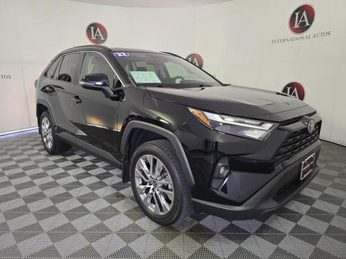 2022 Toyota RAV4 XLE Premium