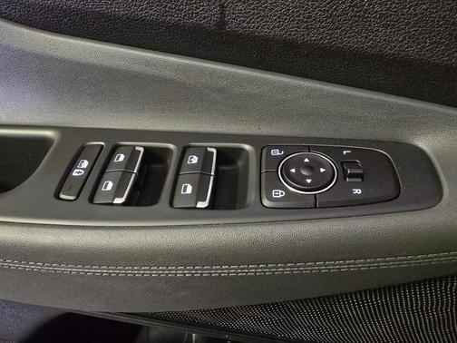 2022 Hyundai SANTA FE SE