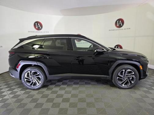 2025 Hyundai TUCSON Hybrid Limited