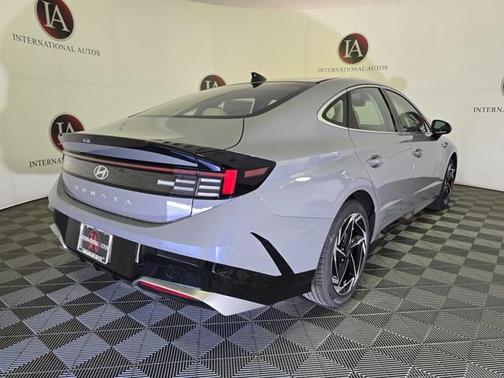 2026 Hyundai SONATA SEL