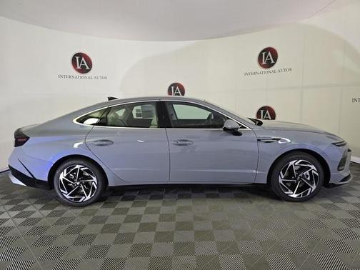 2026 Hyundai SONATA SEL