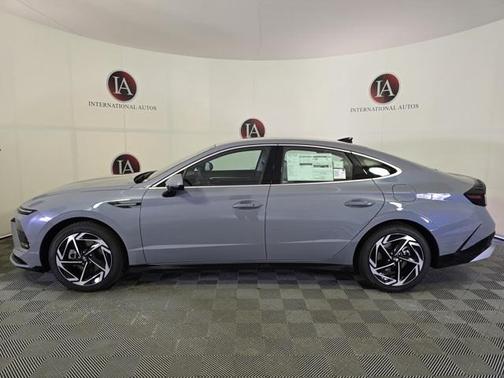2026 Hyundai SONATA SEL