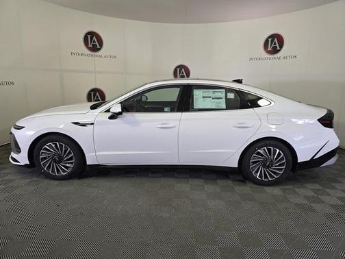 2025 Hyundai SONATA Hybrid Limited