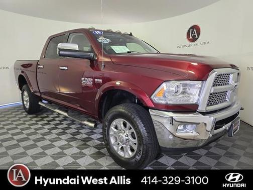2018 RAM 2500 Laramie Crew Cab 4x4 6'4' Box
