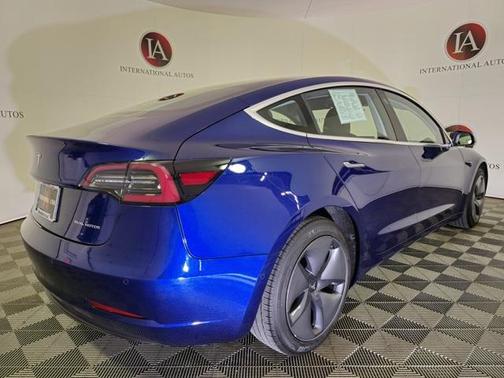 2019 Tesla Model 3 Long Range