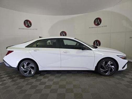 2025 Hyundai ELANTRA Sport