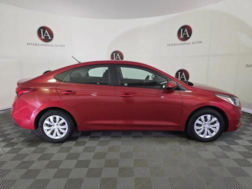 2021 Hyundai Accent SE