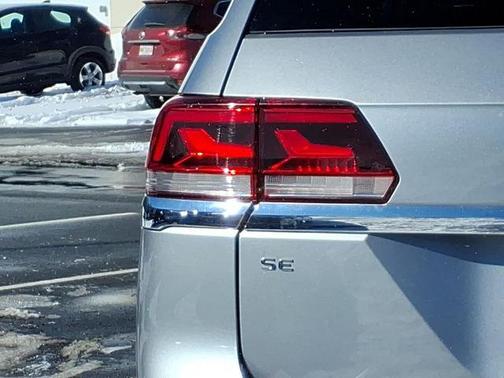 2021 Volkswagen Atlas 2.0T SE w/Technology