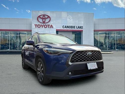 2024 Toyota Corolla Cross XLE