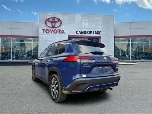 2024 Toyota Corolla Cross XLE