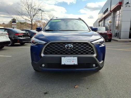 2024 Toyota Corolla Cross XLE