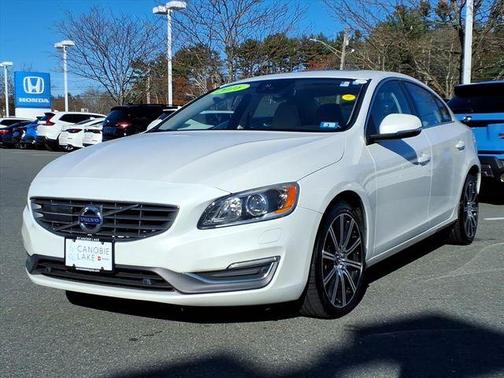 2016 Volvo S60 T5 Inscription Platinum