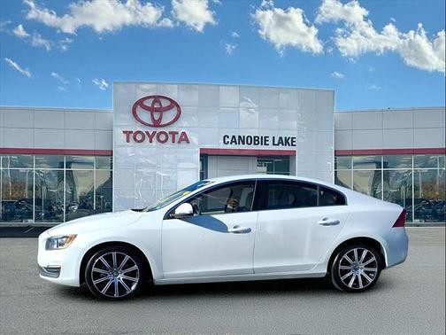 2016 Volvo S60 T5 Inscription Platinum