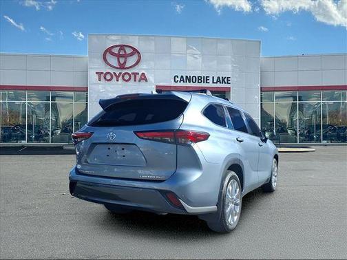 2023 Toyota Highlander Limited