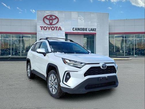 2025 Toyota RAV4 XLE Premium