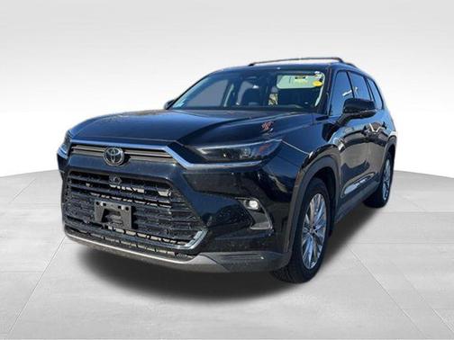 Midnight Black Metallic 2024 Toyota Grand Highlander Platinum