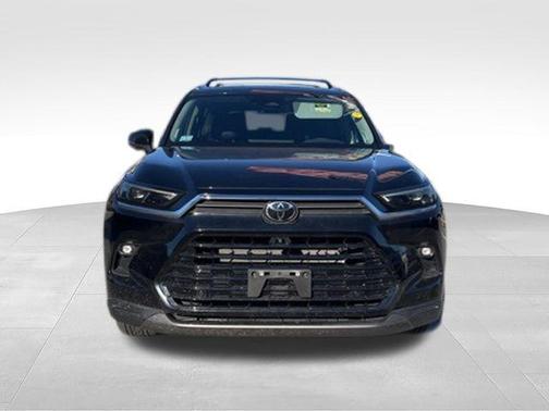 Midnight Black Metallic 2024 Toyota Grand Highlander Platinum