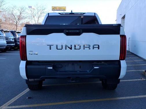 2024 Toyota Tundra SR5
