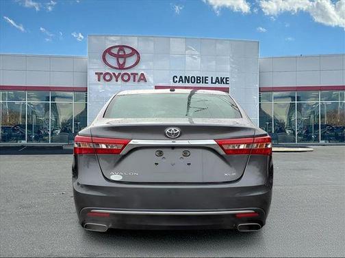 2017 Toyota Avalon XLE Plus