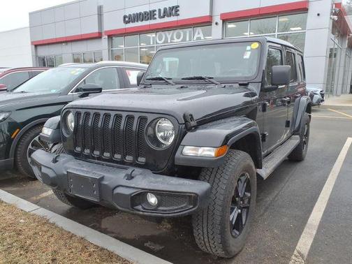 2023 Jeep Wrangler 4-Door Sahara Altitude 4x4